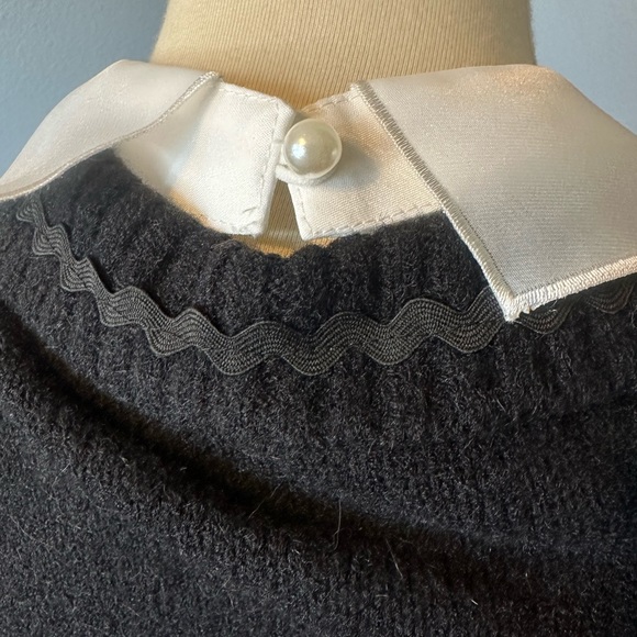 Embroidered Swan Collar With Pearl by Banned Retro - Picture 3 of 10